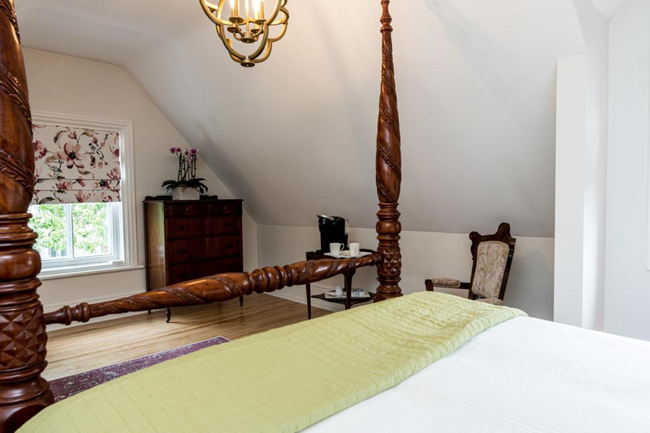 كينفستون The Secret Garden Inn المظهر الخارجي الصورة